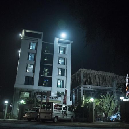 Hotel Sunshine Baharampur Buitenkant foto