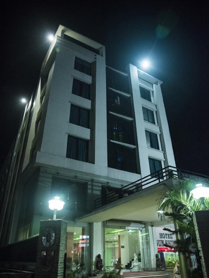 Hotel Sunshine Baharampur Buitenkant foto